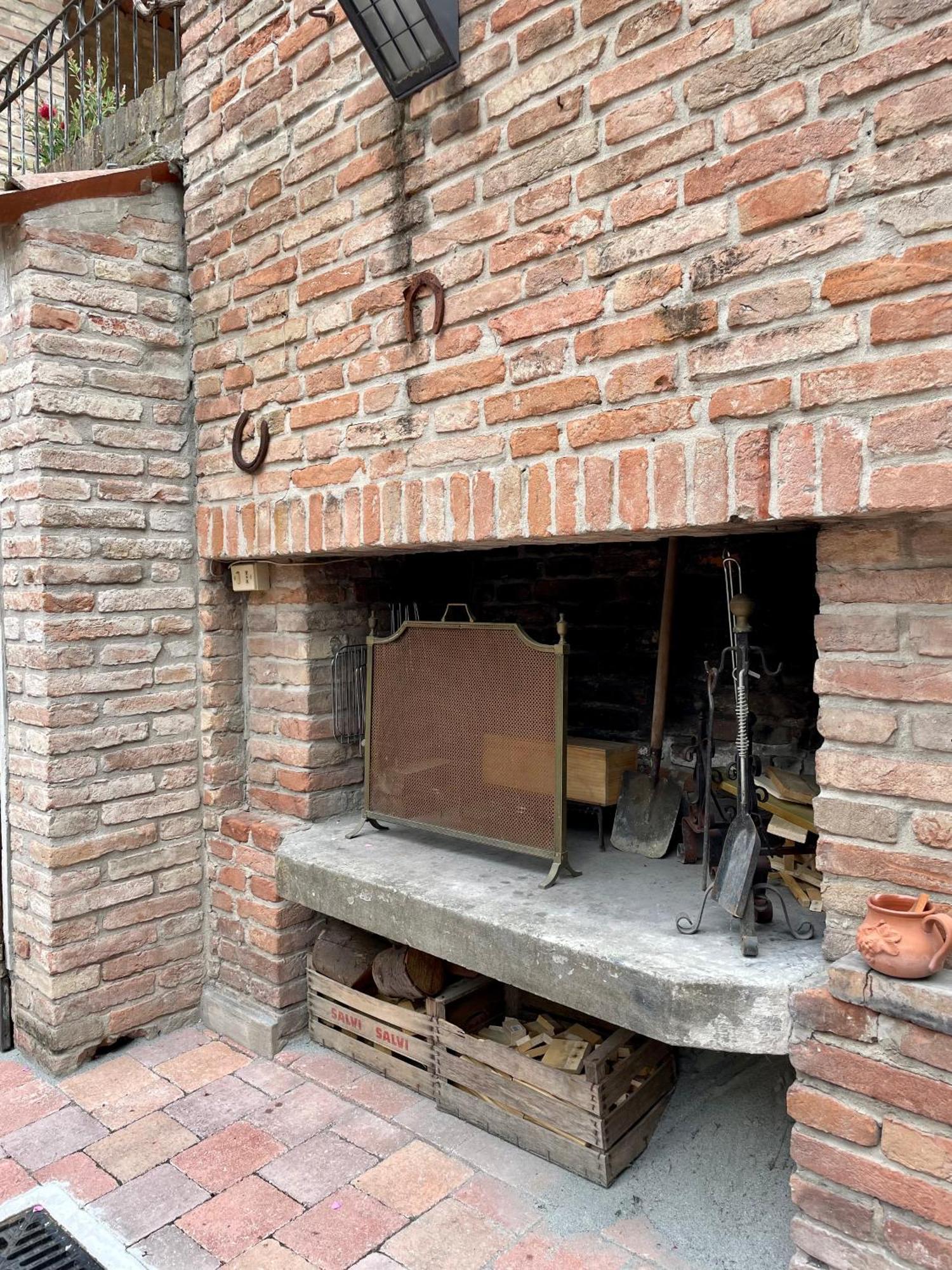 Casa Matilde Piano Terra 100Mq Con Parking E Piscina Appartement Ferrara Buitenkant foto