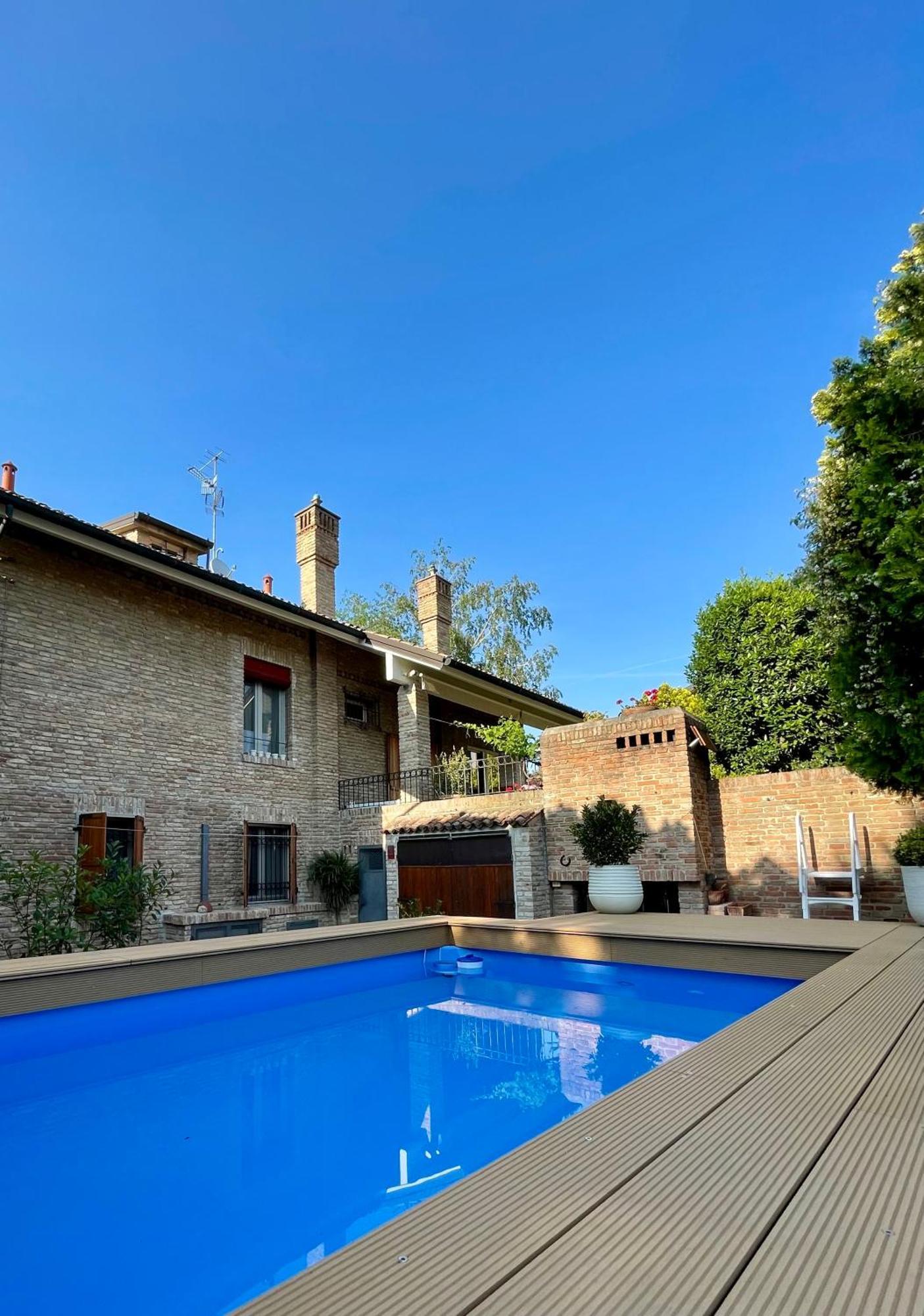 Casa Matilde Piano Terra 100Mq Con Parking E Piscina Appartement Ferrara Buitenkant foto