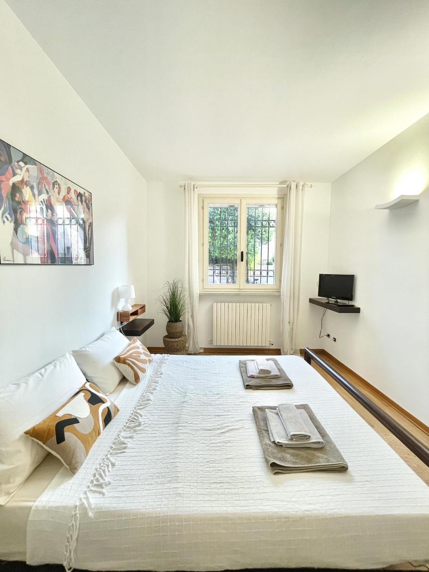 Casa Matilde Piano Terra 100Mq Con Parking E Piscina Appartement Ferrara Buitenkant foto